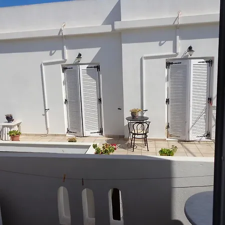 Guest house Spyros Parikia (Paros)